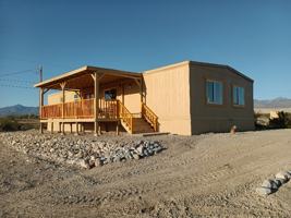 featured image of 1531 Dupont. Pahrump
