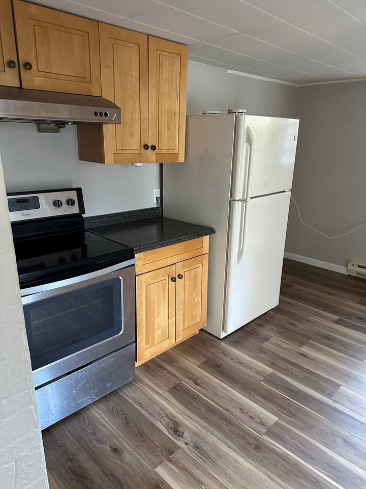 516 Burke St #2ndFL - Photo 2 of 6