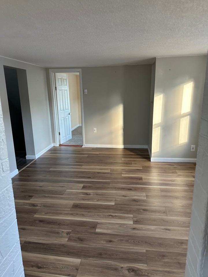 516 Burke St #2ndFL - Photo 3 of 6