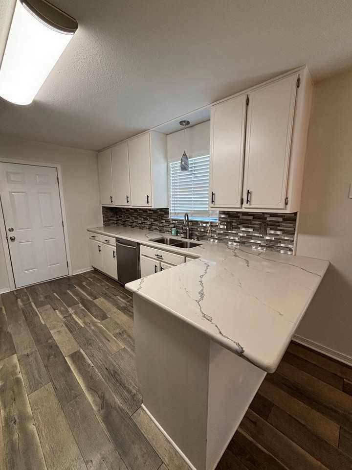 480 Managua Way - Photo 7 of 20