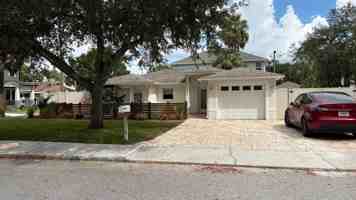 featured image of 6001 N Lynn Ave