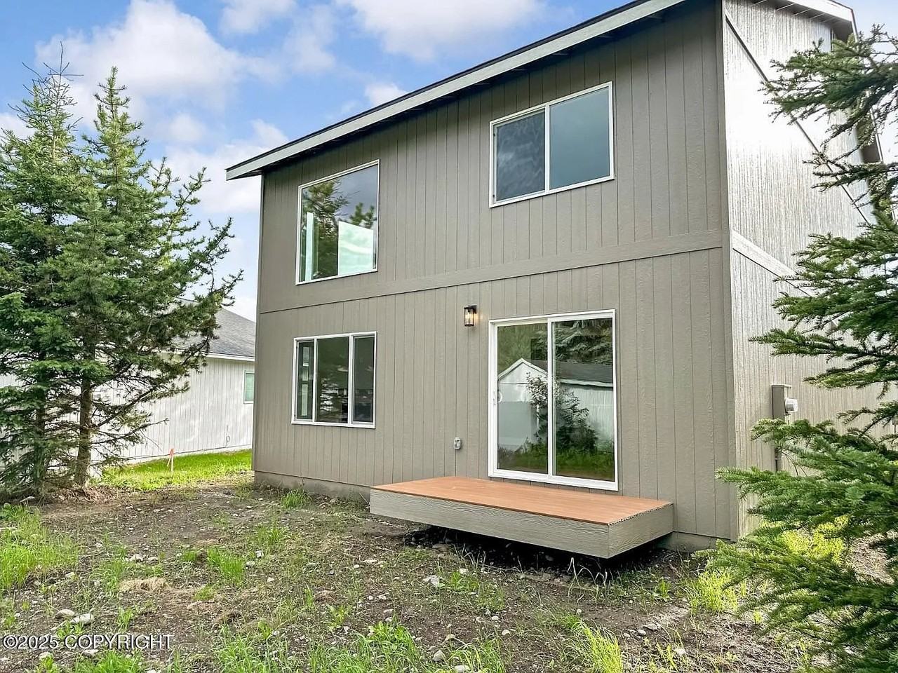 2527 Wesleyan Dr - Photo 7 of 41