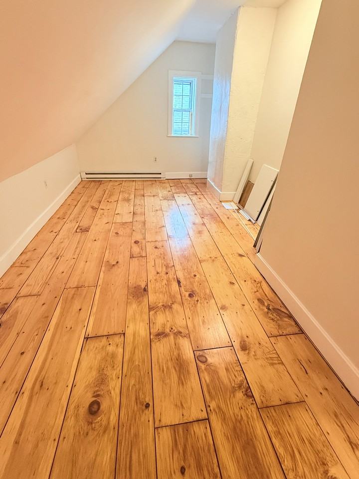 33 Gardner St #2 - Photo 7 of 11