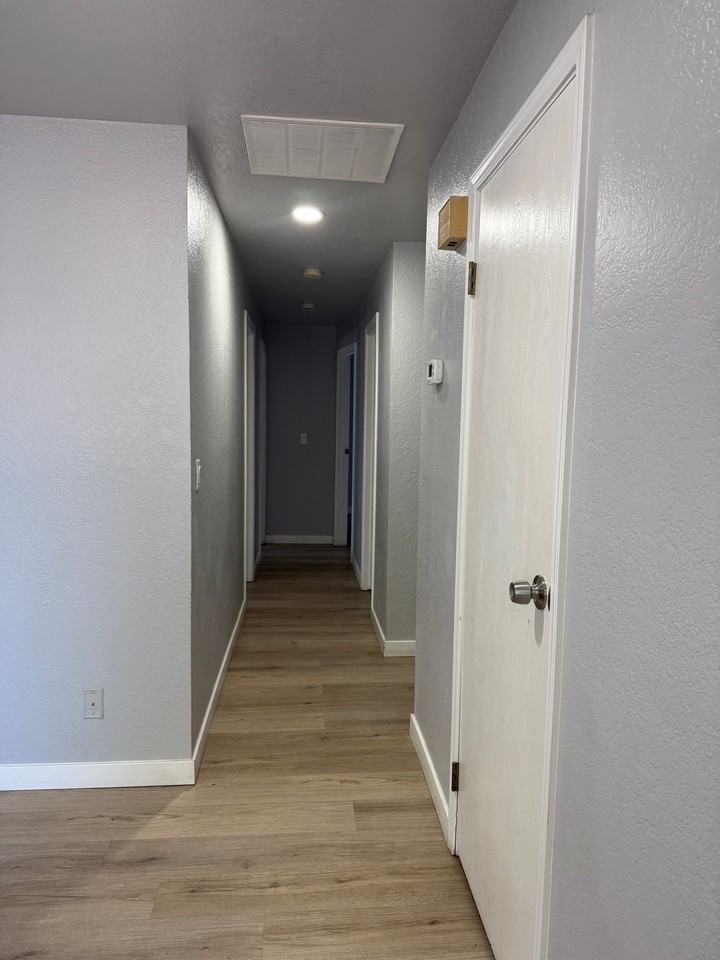 1806 W 21st Ave #B - Photo 7 of 19