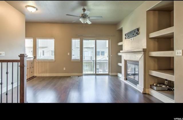 127 W Parramatta Ln - Photo 3 of 15