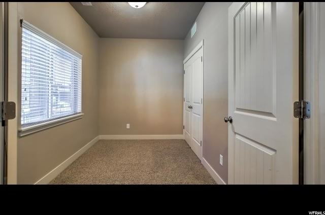 127 W Parramatta Ln - Photo 7 of 15