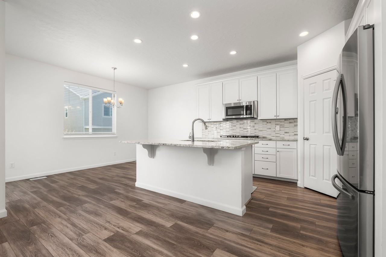 15177 S Prinz Ln - Photo 6 of 18