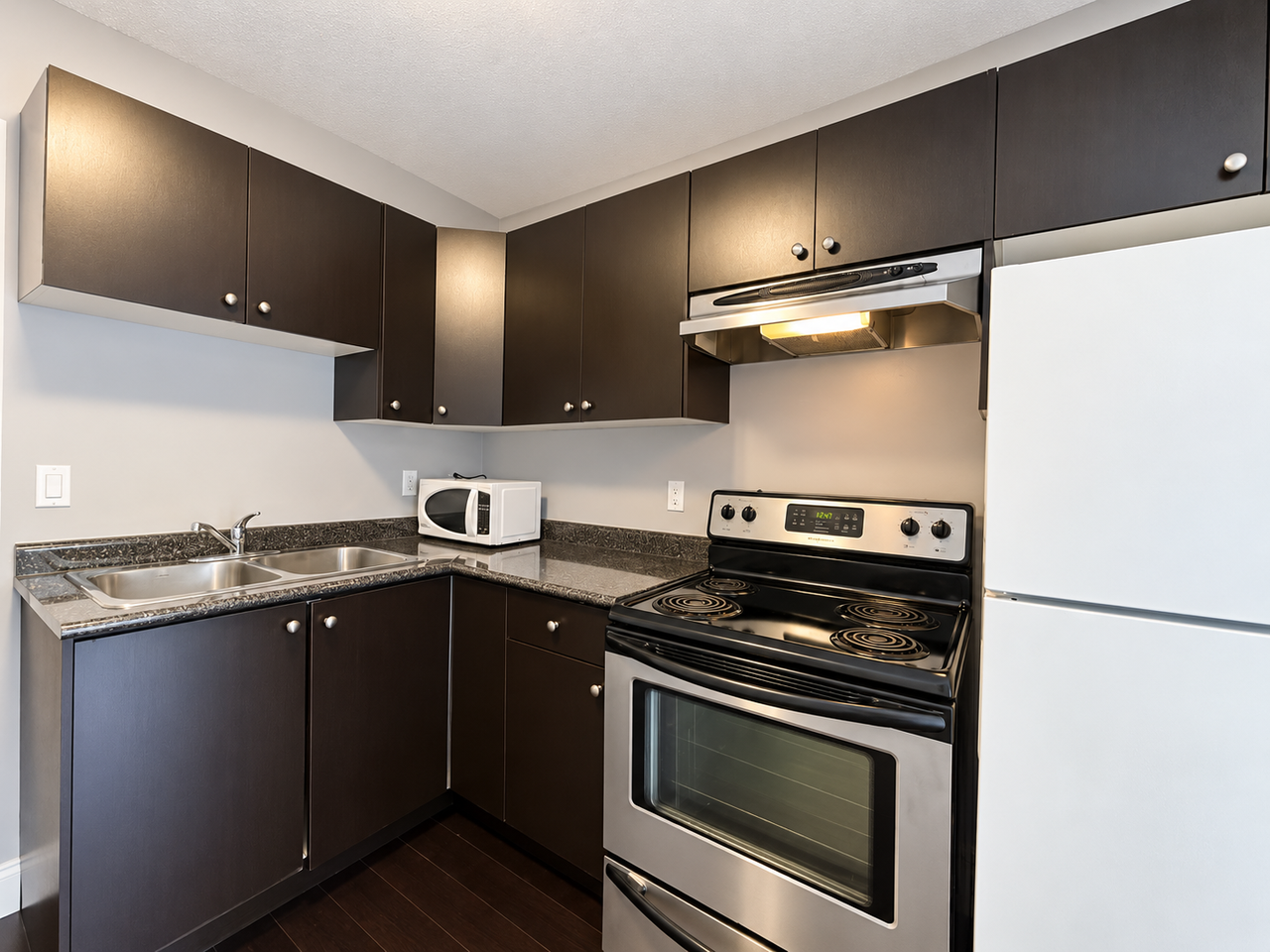 4991 Portland Street - Photo 2 of 10