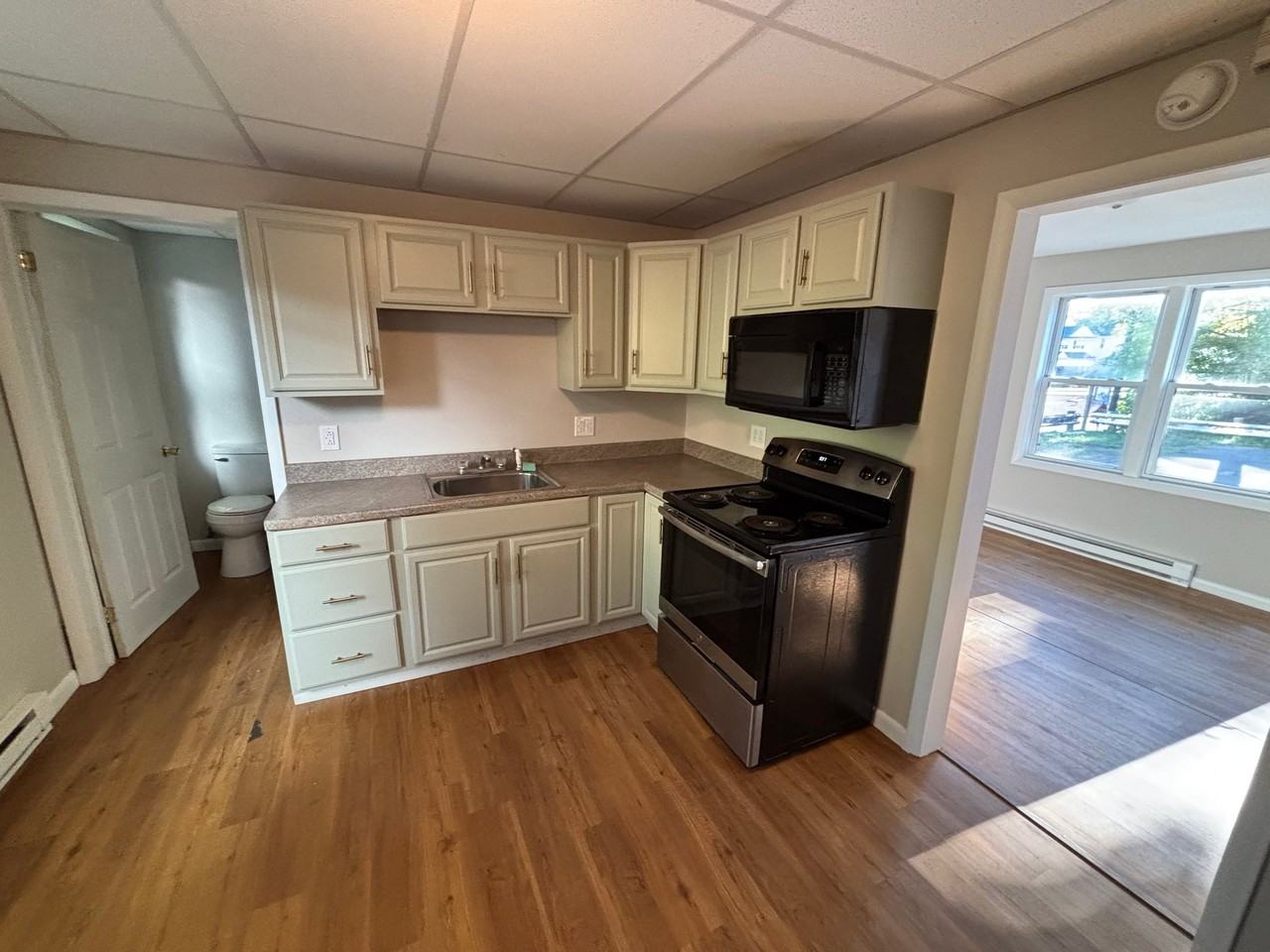 603 S Blakely St #1 - Photo 7 of 13