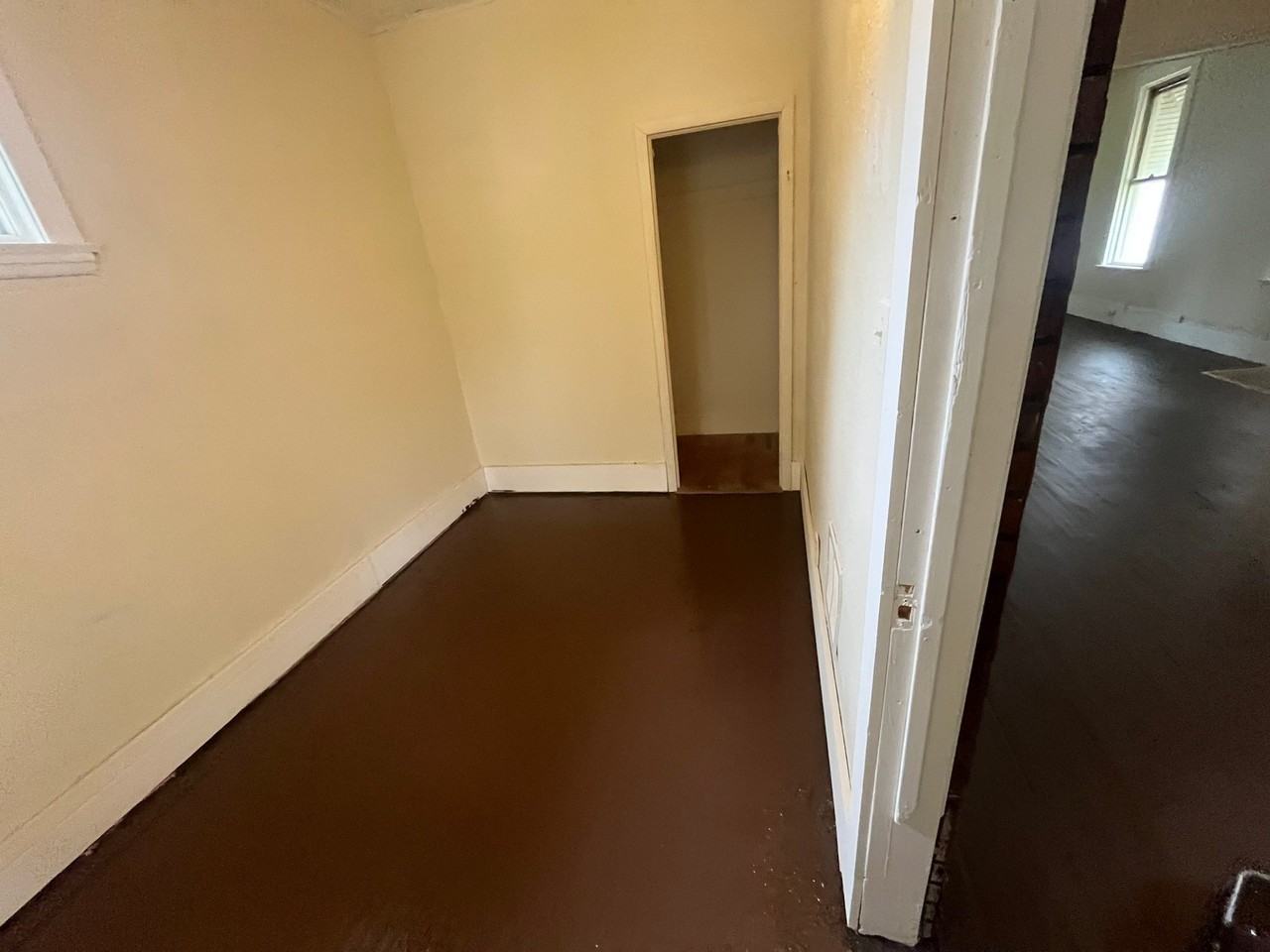 525 Colburn St - Photo 5 of 13