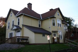 featured image of 630 E Brady St #4