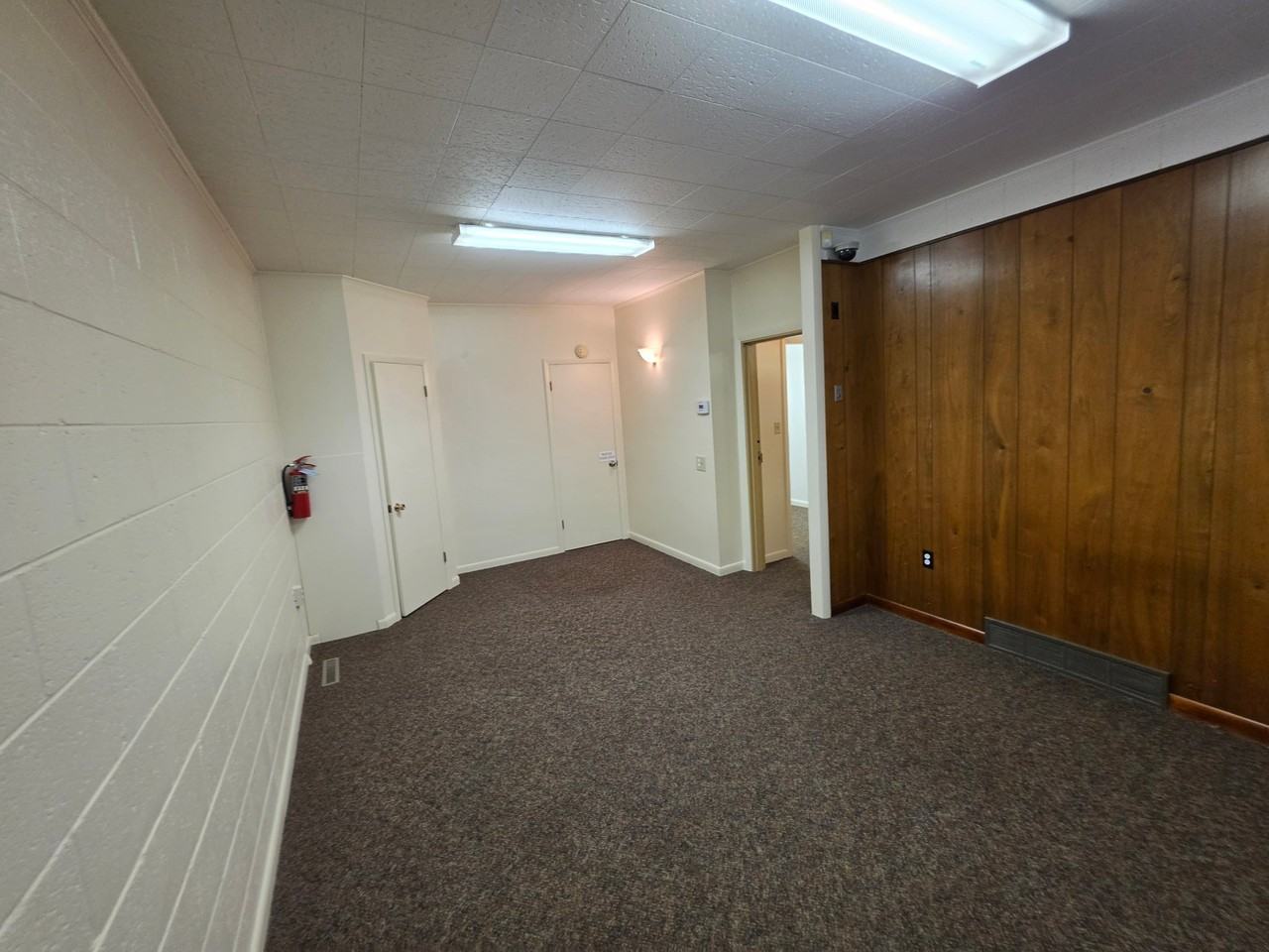 325 W Main St #F - Photo 7 of 7