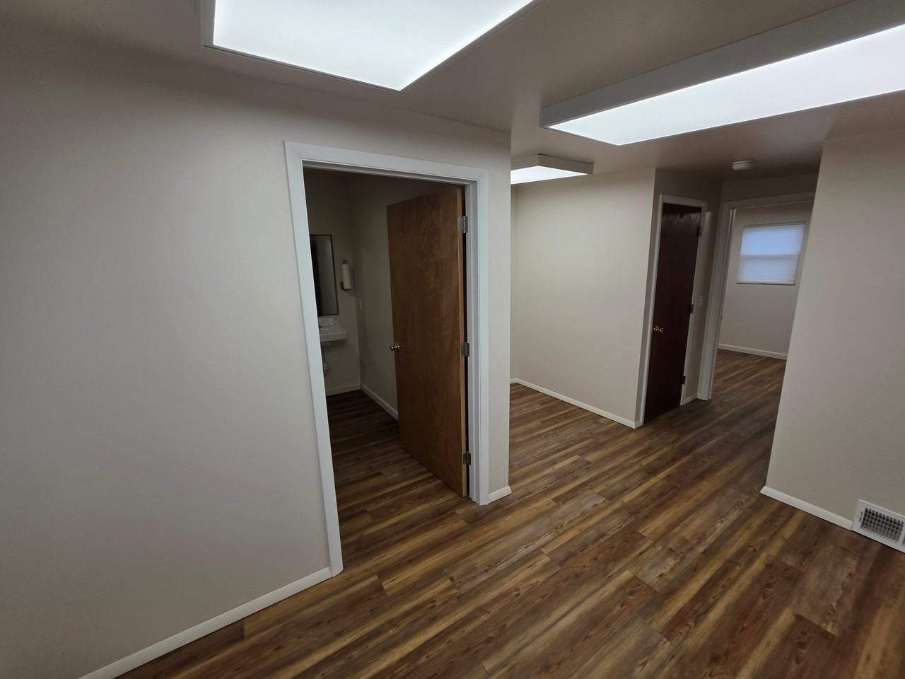 325 W Main St #C - Photo 2 of 8