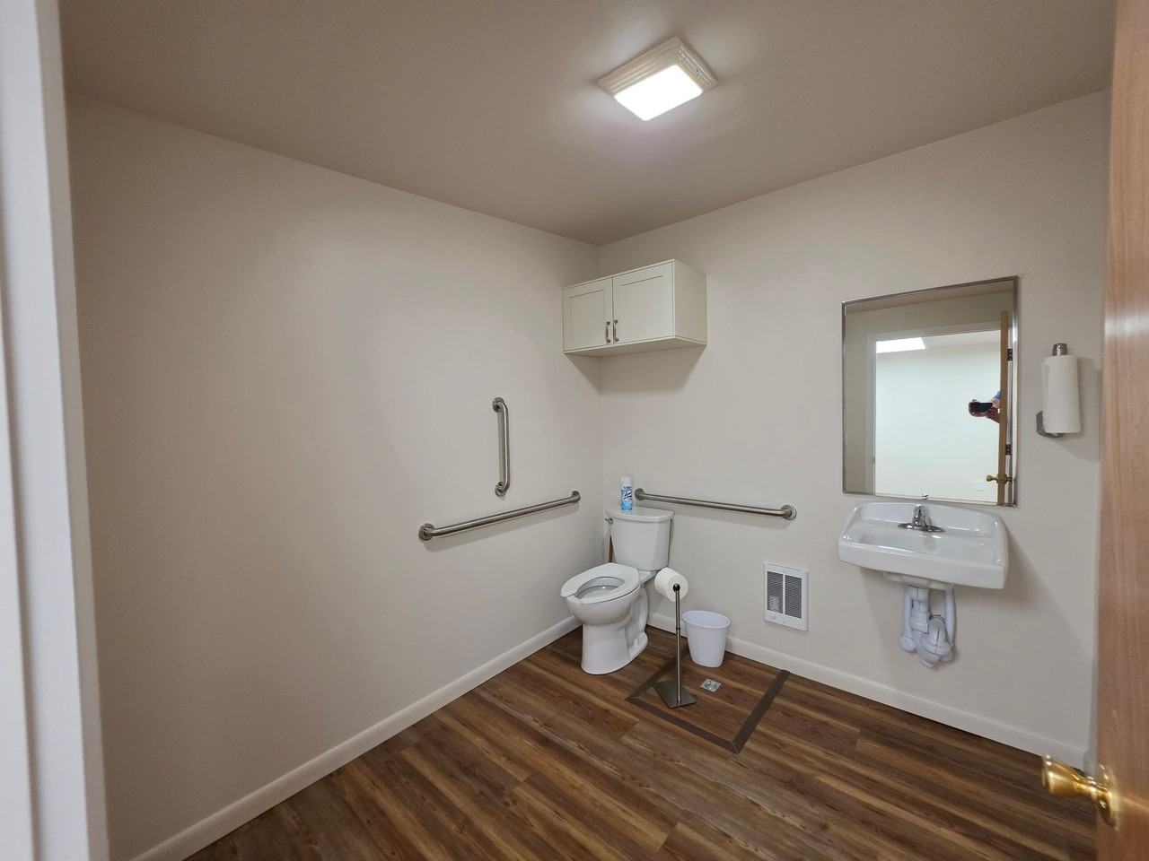 325 W Main St #C - Photo 3 of 8