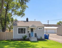 featured image of 1638 2nd Ave E