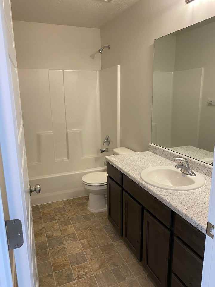 2542 W Townhouse Dr - Photo 5 of 13