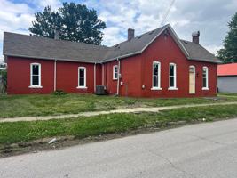 featured image of 300 W Howard St