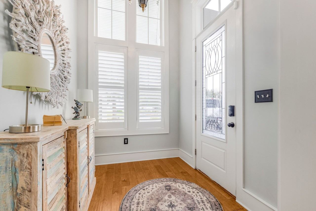 4050 Muirfield Ct - Photo 2 of 16