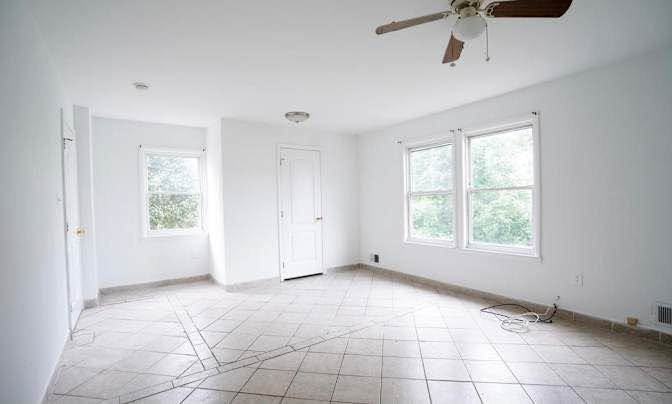 10206 Winchester Ct - Photo 2 of 5