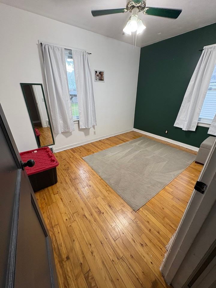 707 Cypress St - Photo 5 of 16