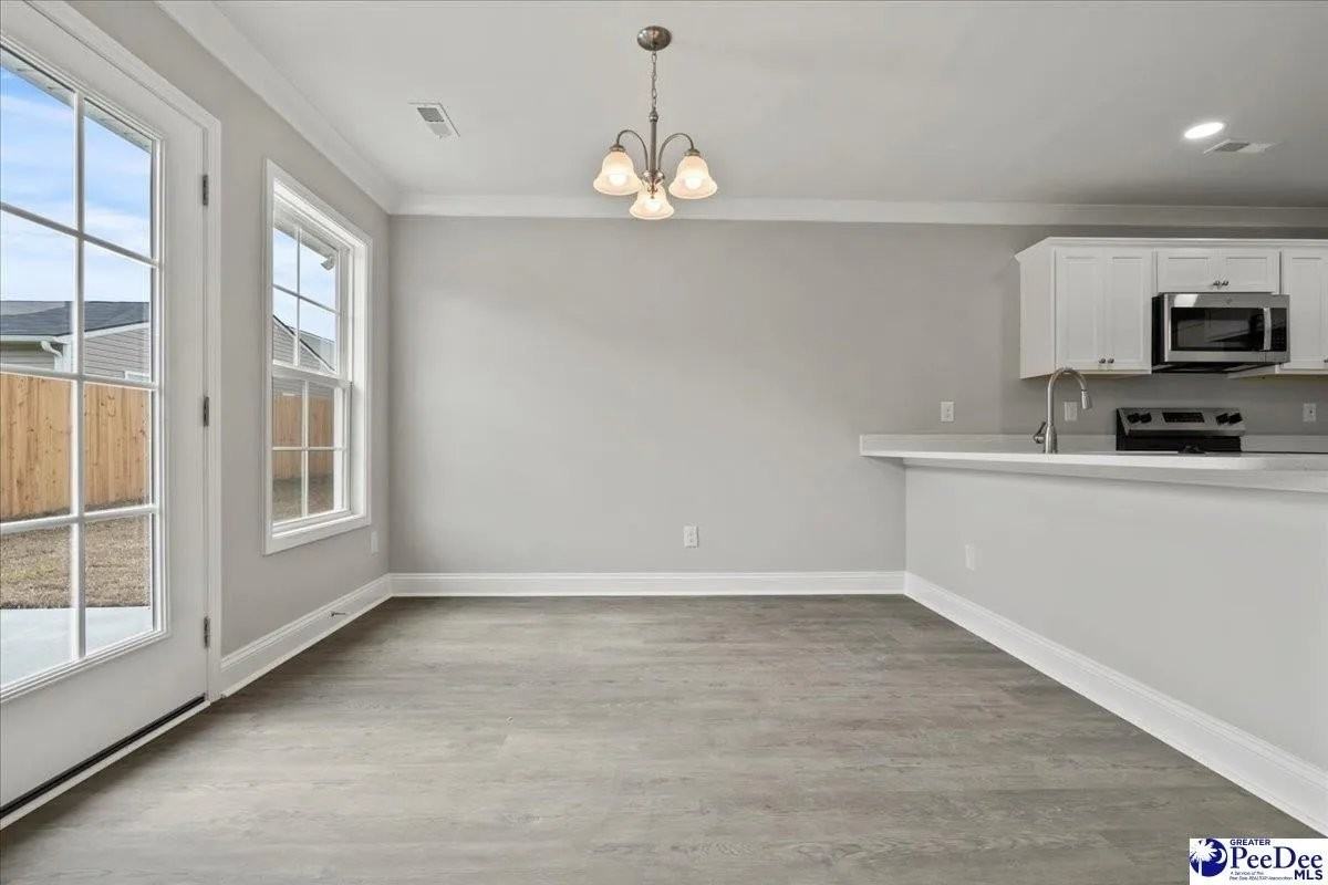 3276 Cedar Creek Ln - Photo 7 of 19