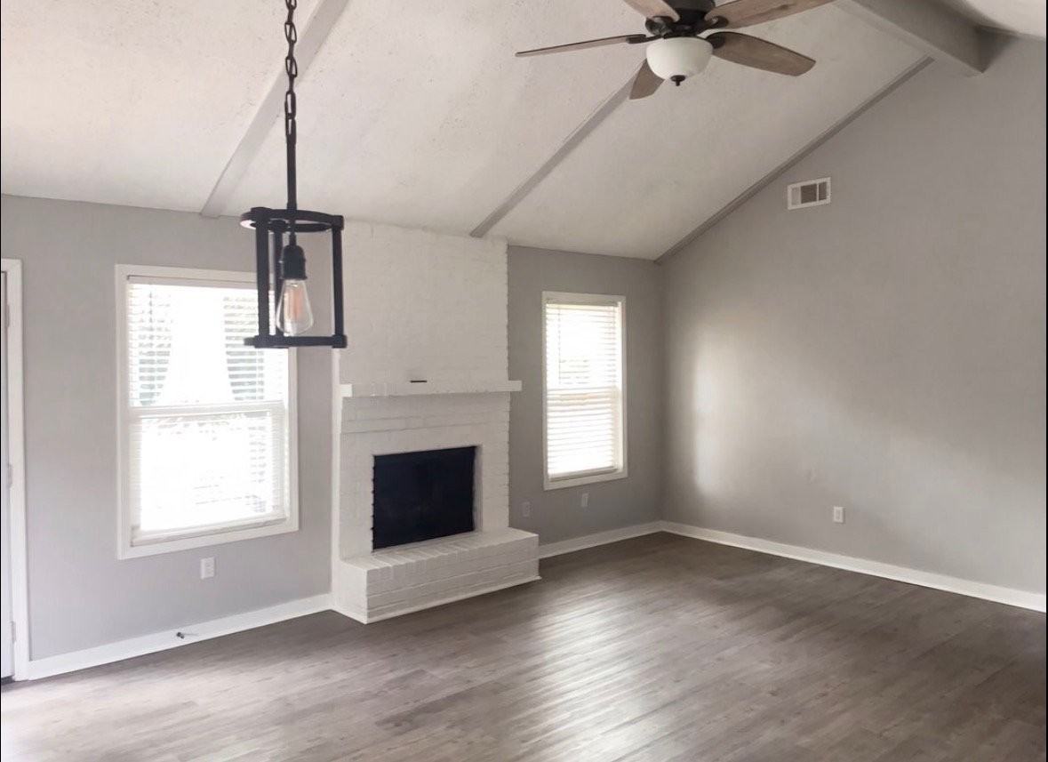 1425 Sunset Dr - Photo 2 of 5