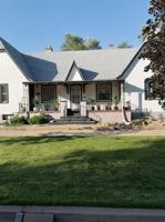 featured image of 527 W Evans Ave #1