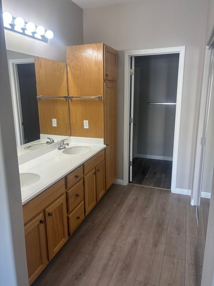 3762 S Carlisle Park Pl #2 - Photo 6 of 10