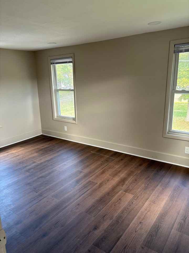 2917 Wehnwood Rd - Photo 2 of 15
