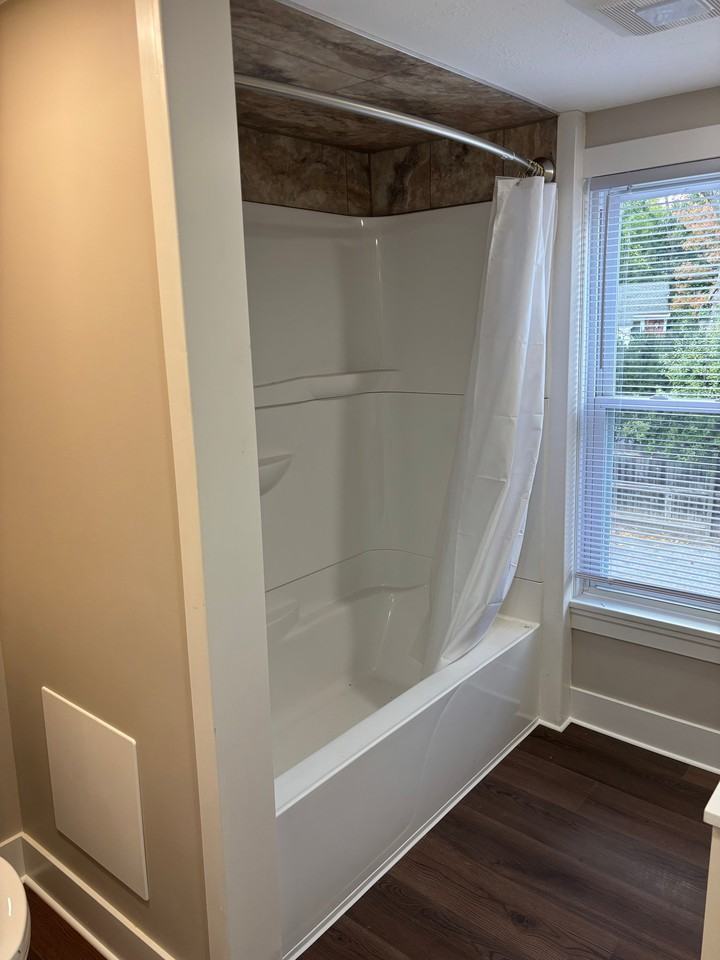 2917 Wehnwood Rd - Photo 3 of 15