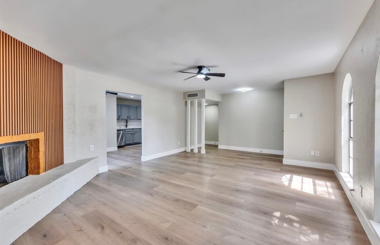 22926 Millgate Dr - Photo 6 of 20