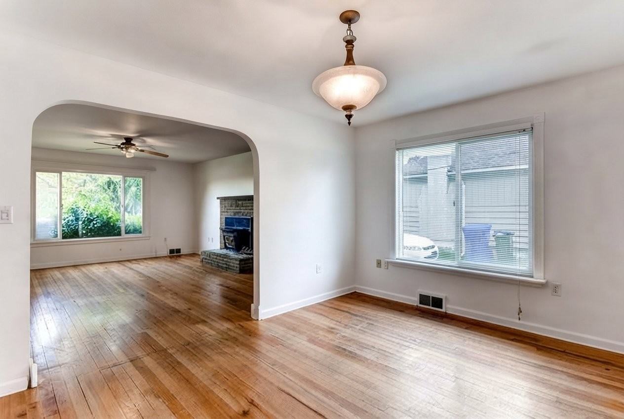 4810 S Thompson Ave - Photo 6 of 13