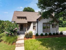 featured image of 4754 Cotswold Ln