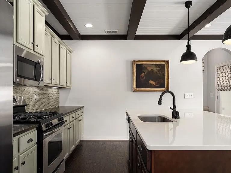4754 Cotswold Ln - Photo 2 of 20
