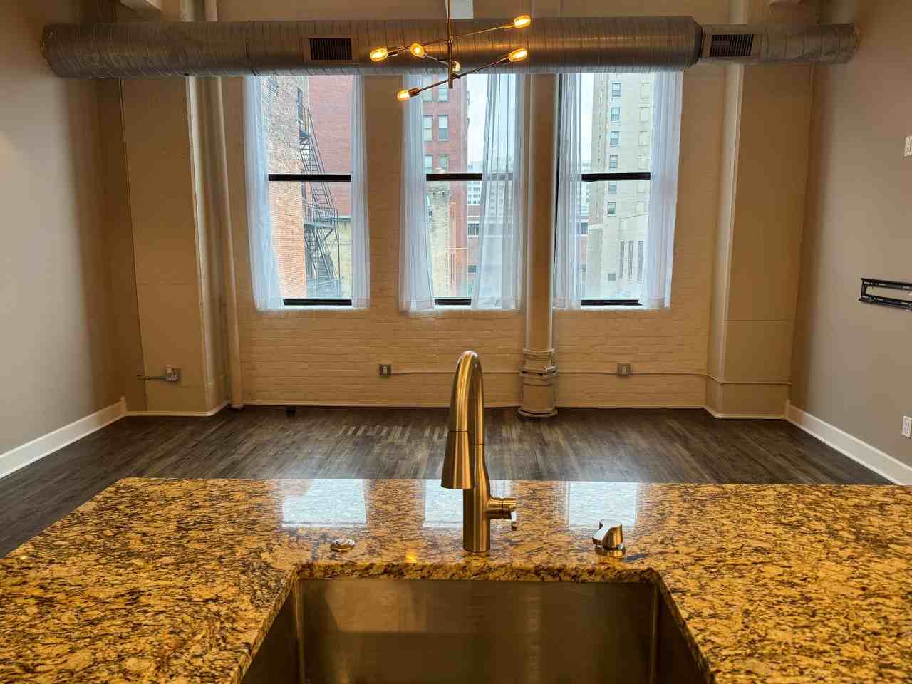 817 Main St #4C - Photo 2 of 9