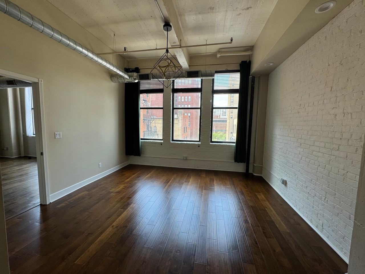 817 Main St #4C - Photo 6 of 9