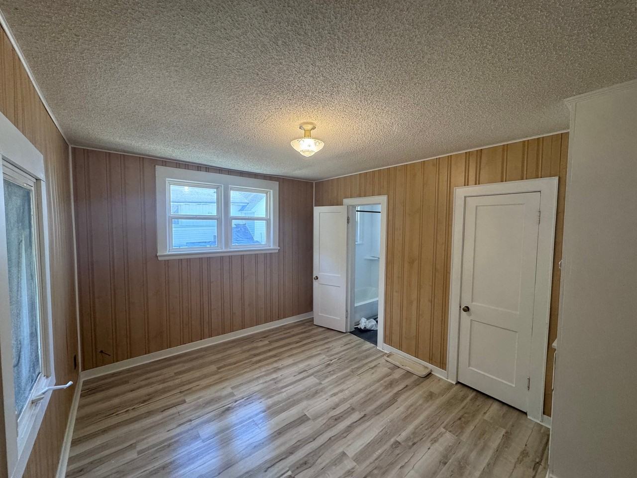 747 Mcsorley St #2 - Photo 4 of 14