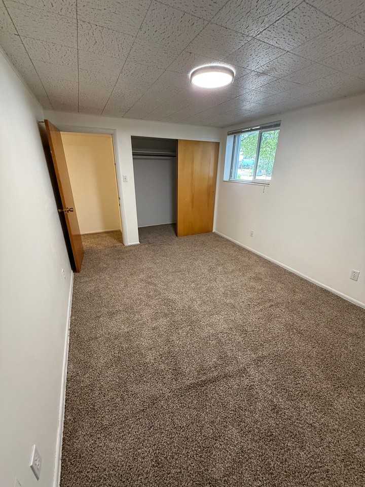 6302 S Westridge St - Photo 6 of 9