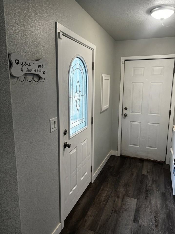 2503 Carriage Dr - Photo 6 of 13