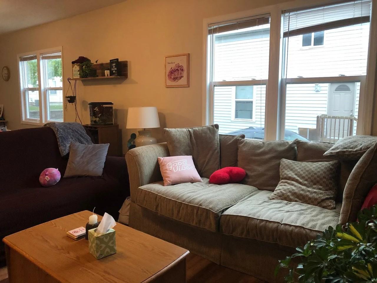 534 S Washington St - Photo 2 of 19