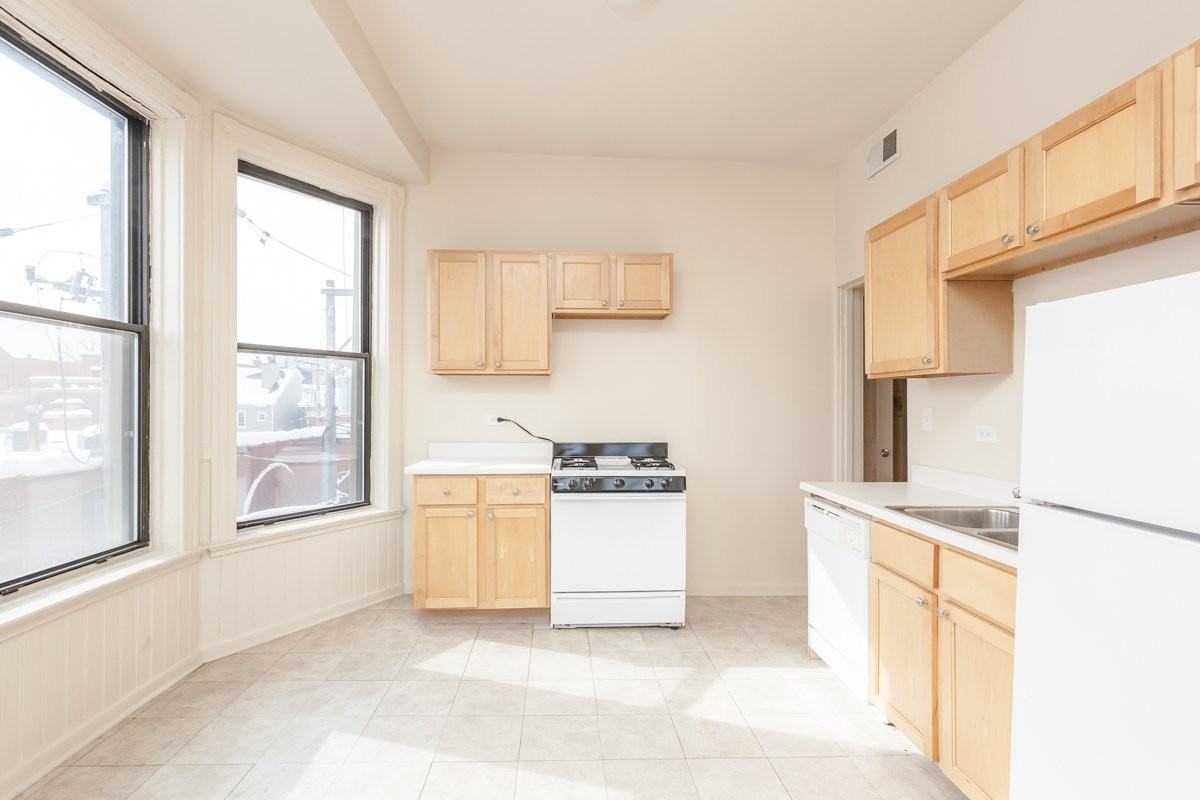 1726 N Orchard St #1 - Photo 5 of 10