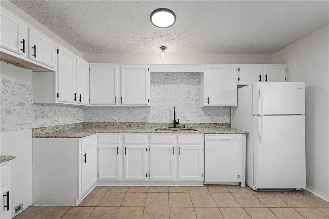 3400 Sw Landau Ct #2 - Photo 2 of 15