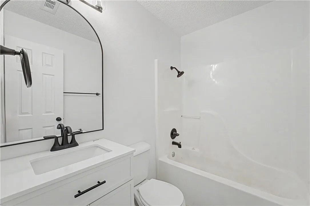 3400 Sw Landau Ct #2 - Photo 3 of 15