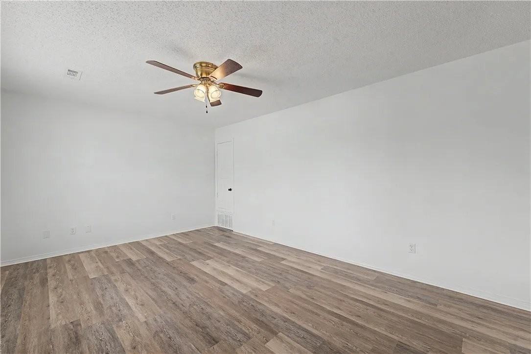 3400 Sw Landau Ct #2 - Photo 5 of 15