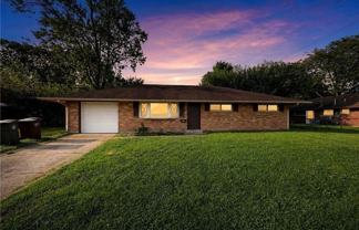 2236 Norway Dr - Photo 1 of 1