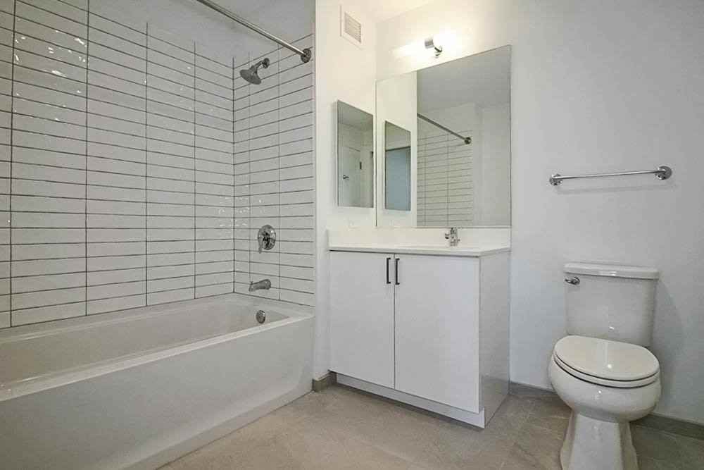 793 W Van Buren St #515 - Photo 3 of 20