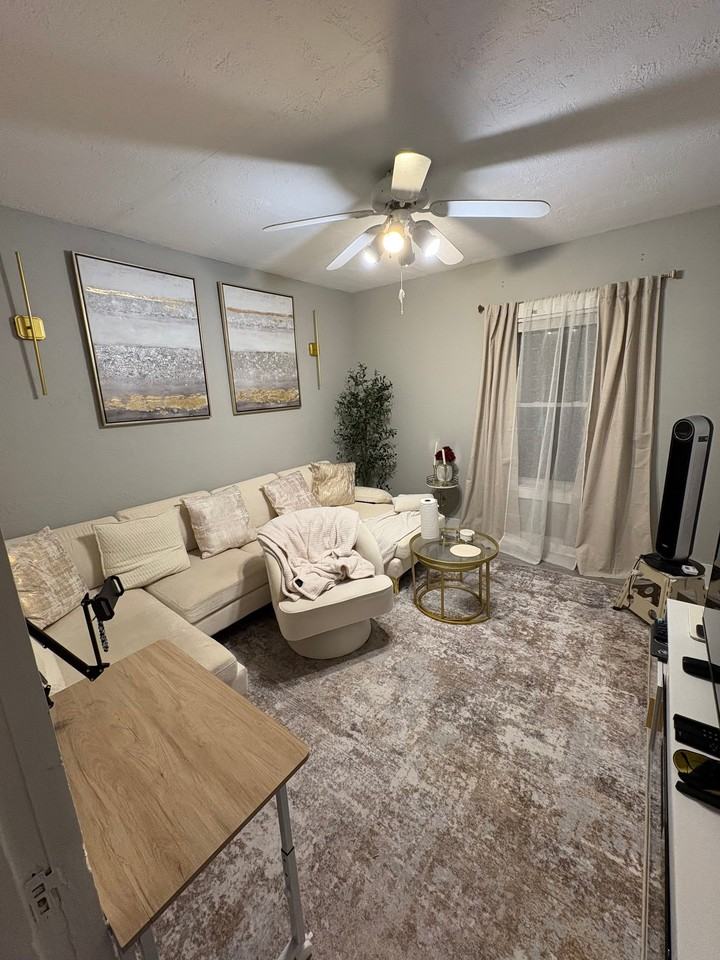 9 Kosta St #3 - Photo 4 of 8