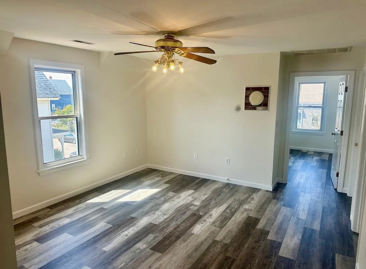 459 Hevey St #2 - Photo 6 of 12