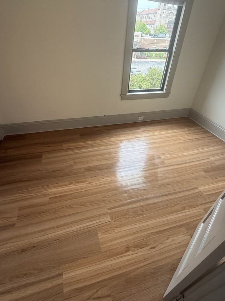 1425 Spring Garden Ave - Photo 3 of 7