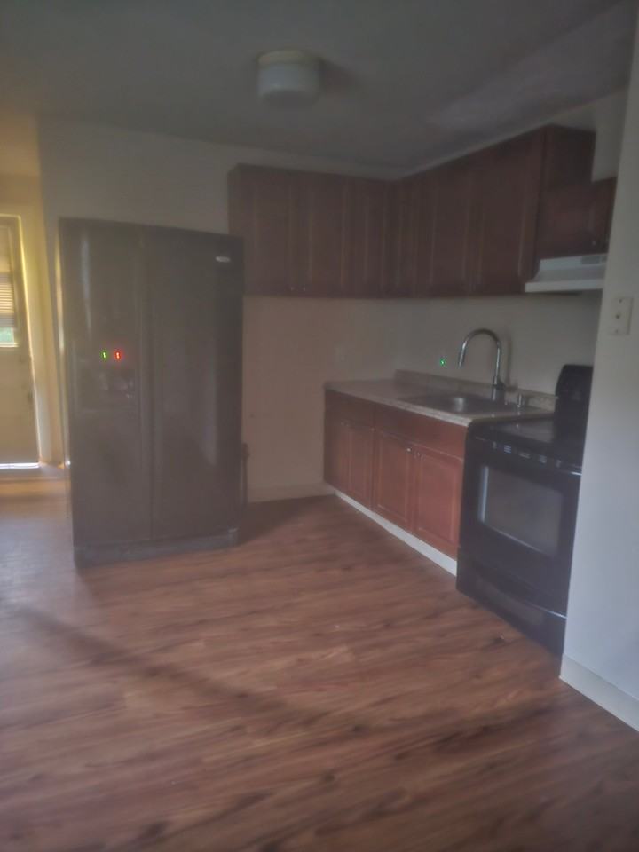 87 Birch St - Photo 2 of 10